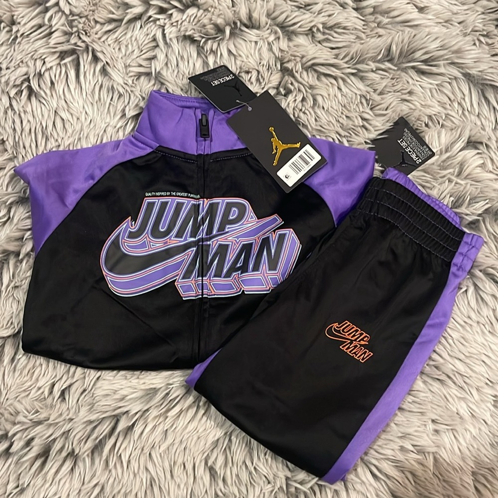 Boy’s Jordan tracksuit (jacket and pants) size 3T (2-3 yrs)